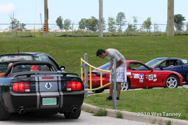 Paddock-2010_07_25-AutoslalomEvent5_4220a-web.jpg