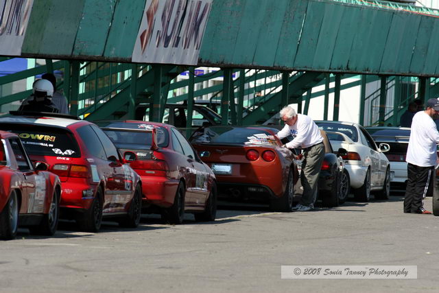 Paddock_2008_06_16_9673a.JPG