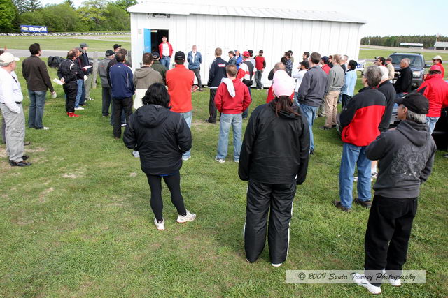 DriversMeeting-2009_05_24_4626-web.jpg