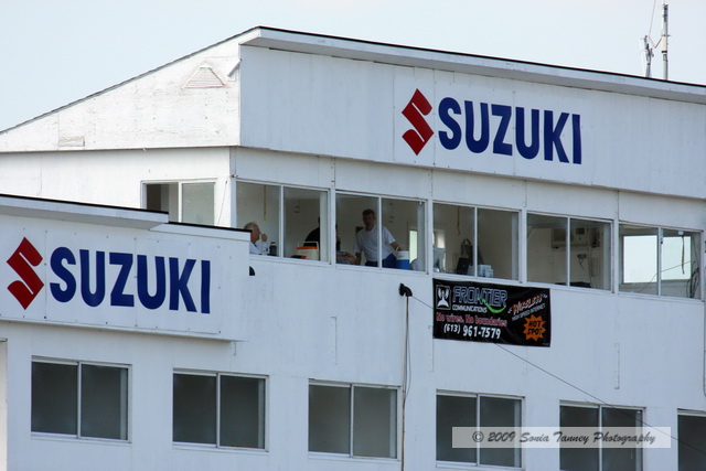 Paddock_2009_09_13-SoloSprintEvent8_7394-web.jpg