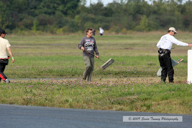 Paddock_2009_09_13-SoloSprintEvent8_7399-web.jpg