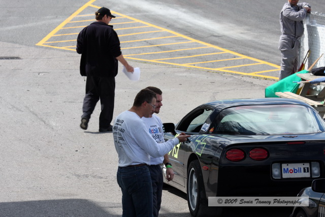 Paddock_2009_09_13-SoloSprintEvent8_9712-web.jpg