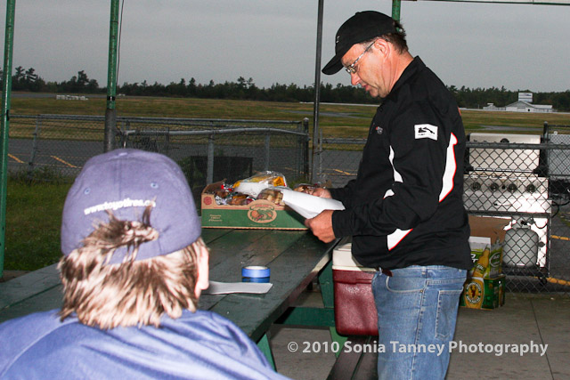 DriversMeeting-2010_09_12-SoloSprintEvent8_8888-web.jpg