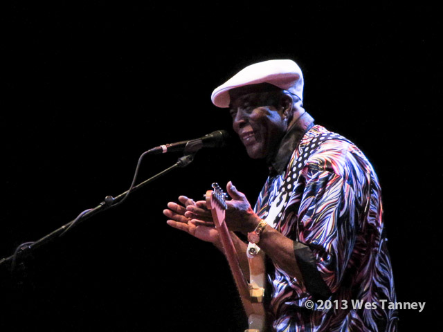 2013 04 20-BuddyGuy 1156-web