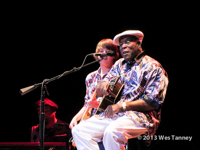 2013 04 20-BuddyGuy 1222-web