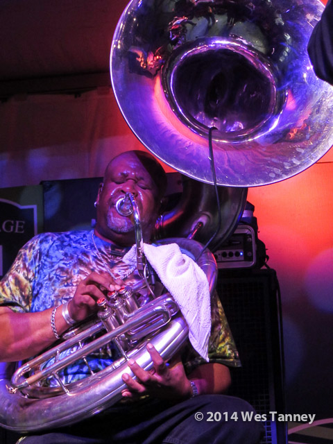 2014 06 25-DirtyDozenBrassBand 7528-web