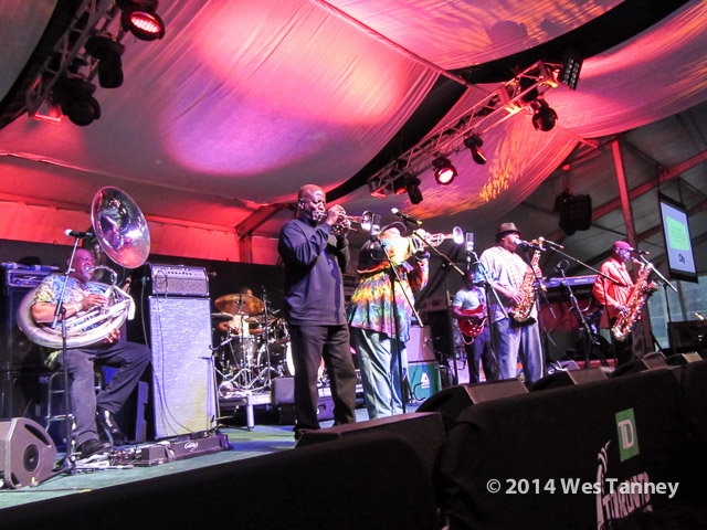 2014 06 25-DirtyDozenBrassBand 7545-web