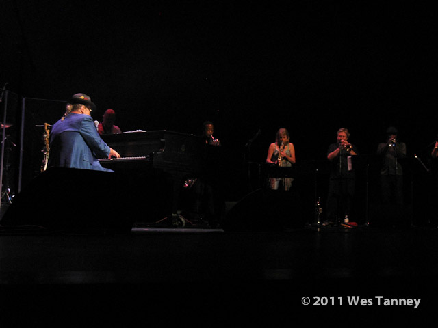 2011 08 12-DrJohn-3305-web