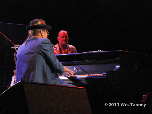 2011 08 12-DrJohn-3325-web