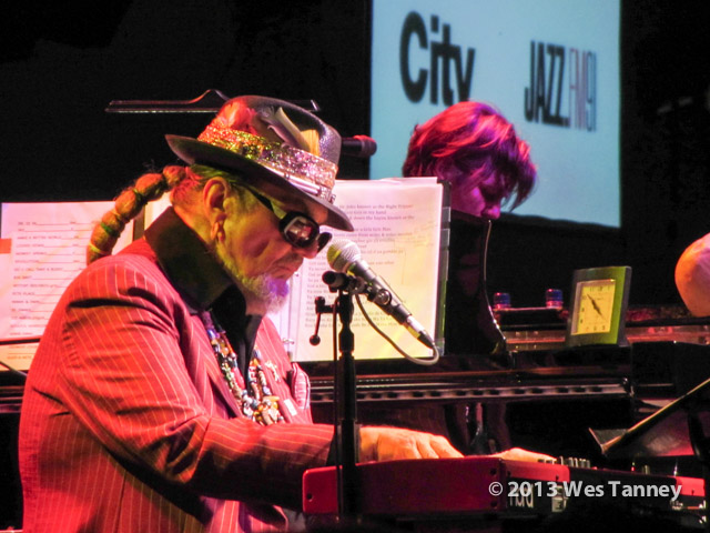 2013 06 22-DrJohn 1901-web