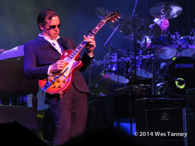 2014 05 24-JoeBonamassa 6042-web