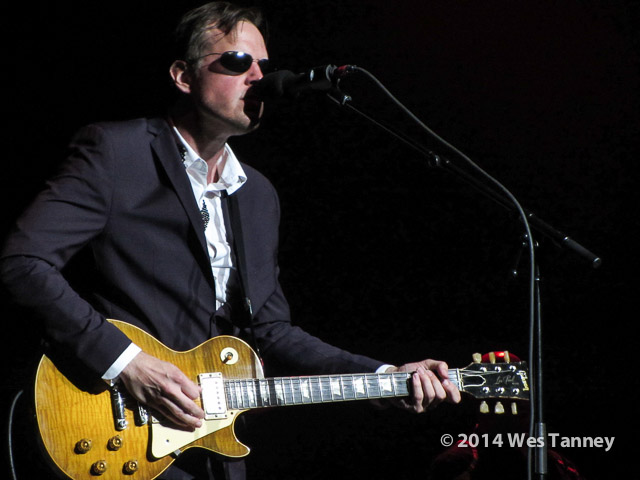 2014 05 24-JoeBonamassa 6091-web