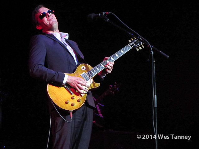 2014 05 24-JoeBonamassa 6100-web