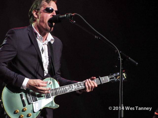 2014 05 24-JoeBonamassa 6118-web