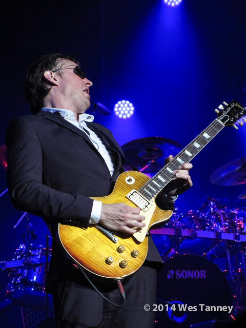 2014 05 24-JoeBonamassa 6212-web