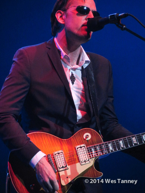 2014 05 24-JoeBonamassa 6236-web