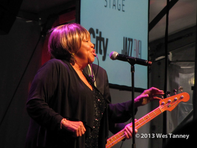 2013 06 22-MavisStaples 1730-web