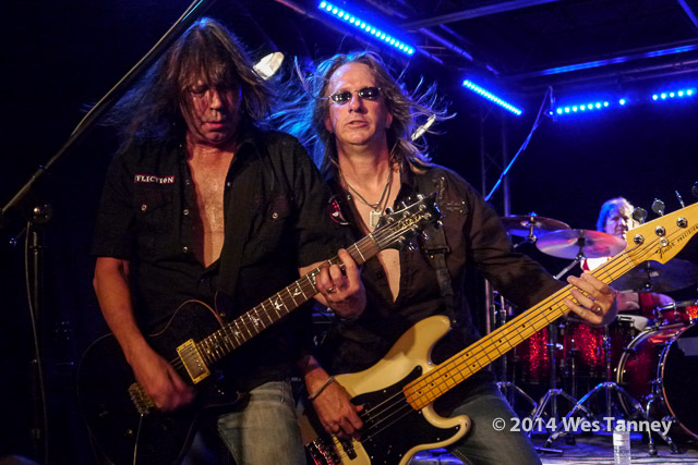 2014 08 15-PatTravers 1060249-web