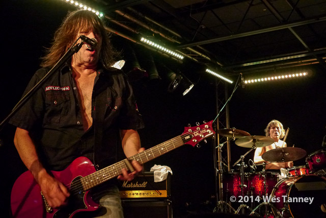 2014 08 16-PatTravers 1060494-web