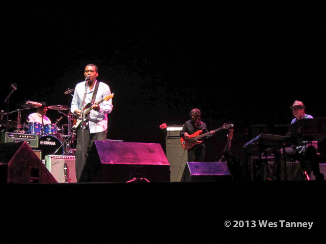 2013 10 22-RobertCray 4068-web