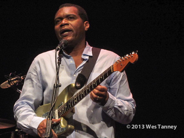 2013 10 22-RobertCray 4120-web