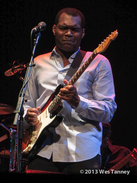 2013 10 22-RobertCray 4144-web