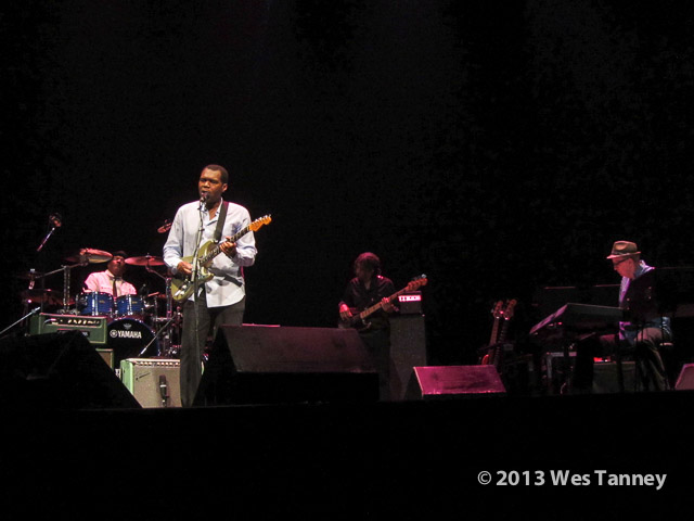 2013 10 22-RobertCray 4154-web