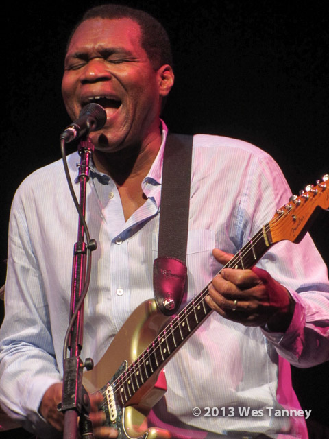 2013 10 22-RobertCray 4165-web