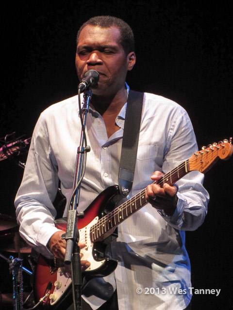 2013 10 22-RobertCray 4199-web