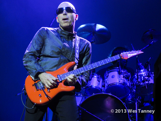 2013 10 11-JoeSatriani 3440-web