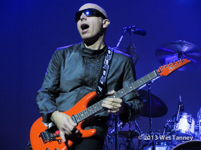 2013 10 11-JoeSatriani 3451-web