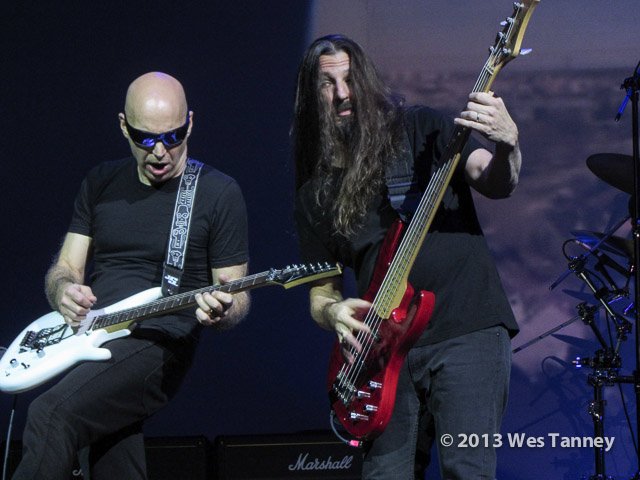 2013 10 11-JoeSatriani 3533-web