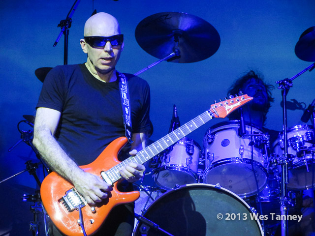 2013 10 11-JoeSatriani 3756-web