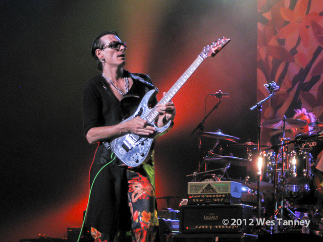 2012 09 20-SteveVai 3643-web