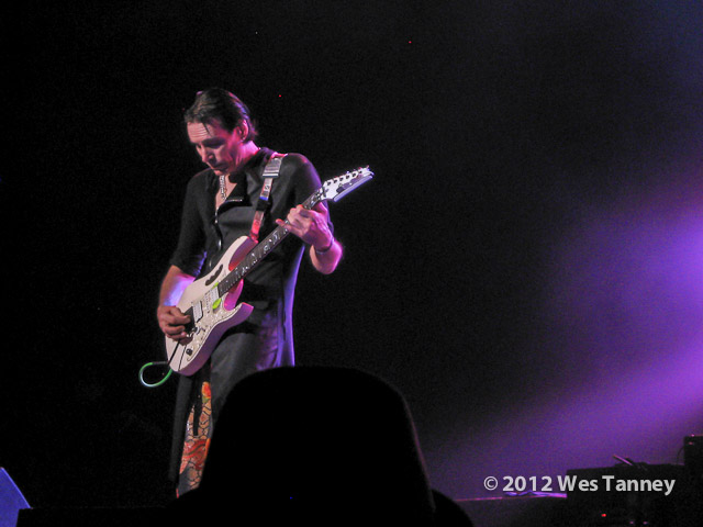 2012 09 20-SteveVai 3645-web