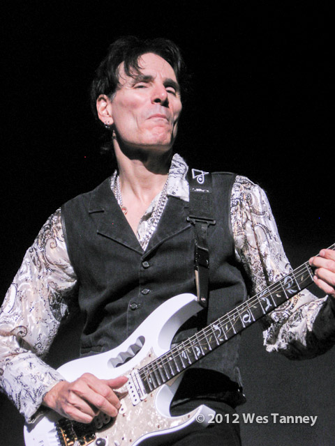 2012 09 20-SteveVai 3694-web