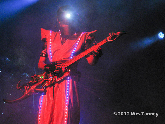 2012 09 20-SteveVai 3726-web